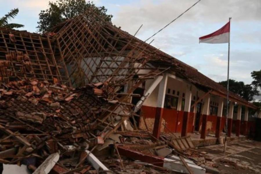ইন্দোনেশিয়ায় ভূমিকম্প: হতাহতদের বেশিরভাগই স্কুলশিশু