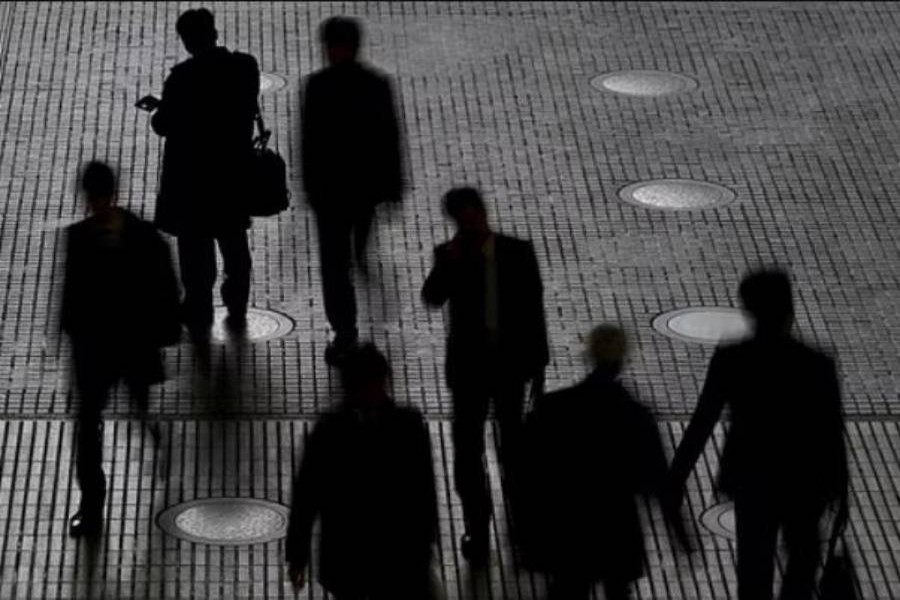 দ্রুত চাকরি না পেলে যুক্তরাষ্ট্র ছাড়তে হবে সদ্য বেকার প্রযুক্তিকর্মীদের