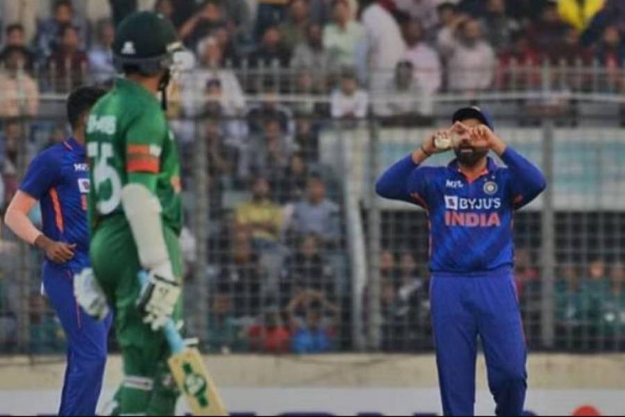 বাংলাদেশের কাছে হারের ম্যাচে ভারতের বড় অঙ্কের জরিমানা