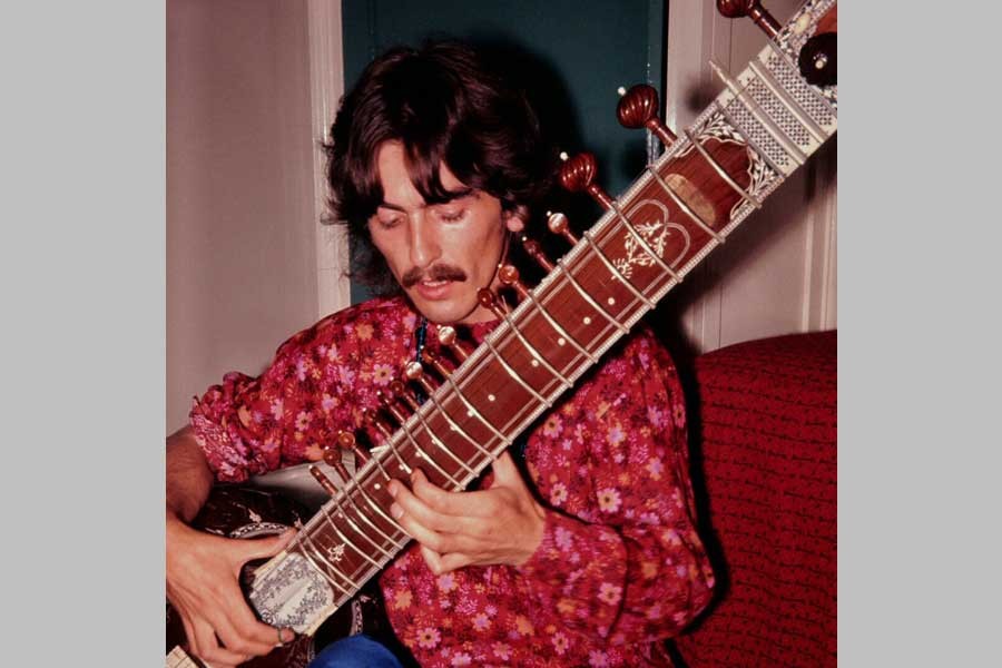 George Harrison's sitar to be auctioned