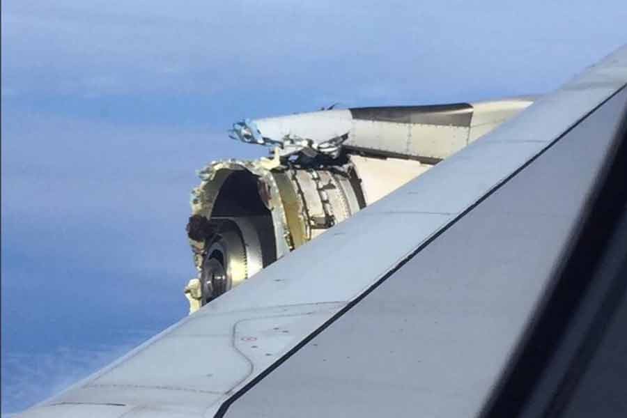 Air France plane engine fails over Atlantic