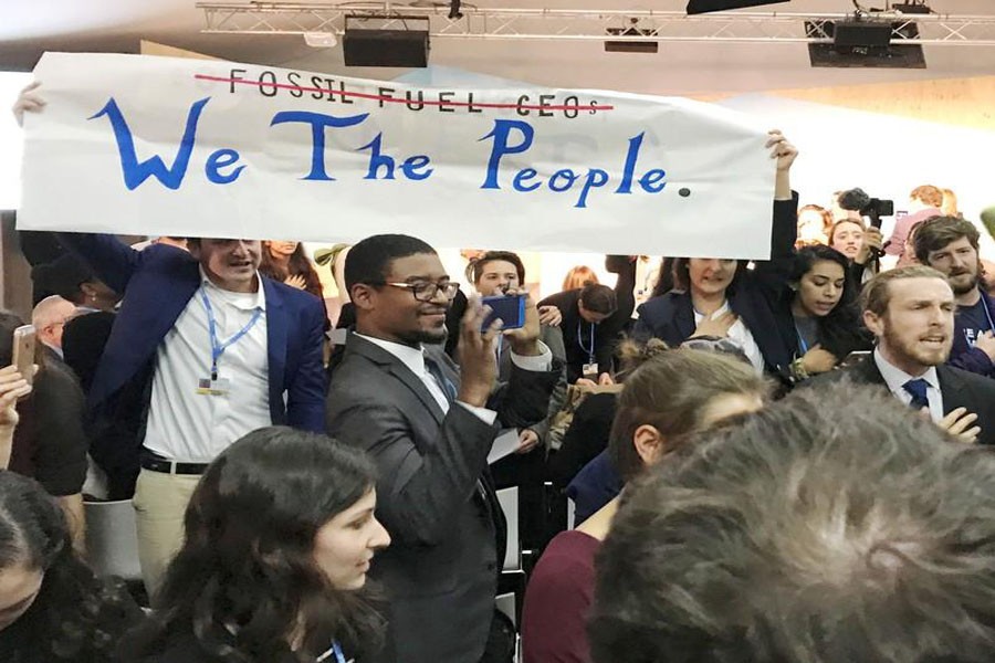 Protesters interrupt a US government pro-coal event during the COP23 UN Climate Change Conference 2017, hosted by Fiji but held in Bonn, Germany, November 13, 2017.  	—Photo: Reuters