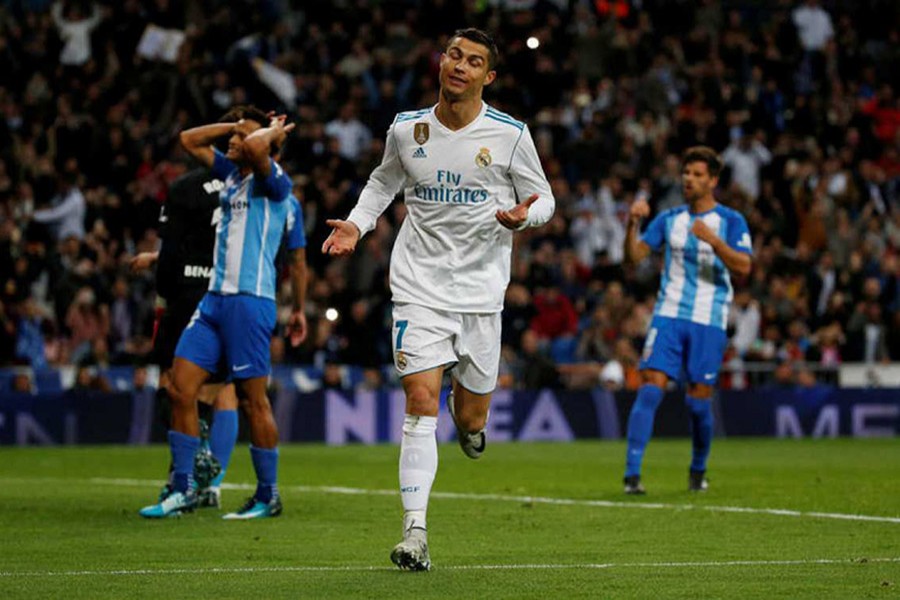 Ronaldo knocked in on the rebound when his spot-kick was turned away by visiting goalkeeper Roberto, ending a domestic goal drought that had spanned four games. - Reuters photo