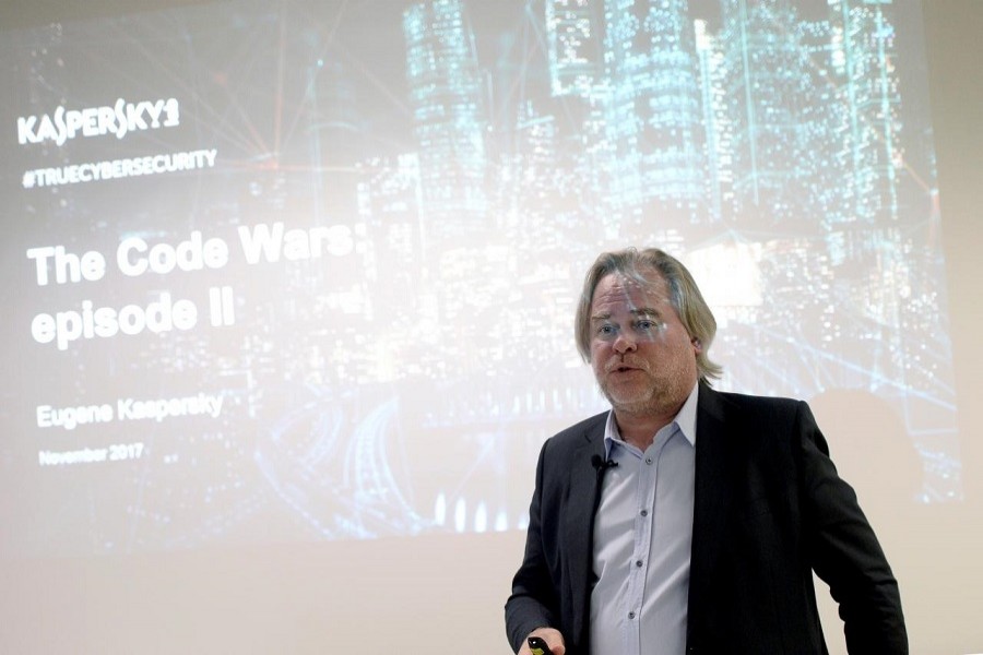 Eugene Kaspersky makes a presentation at a press conference in London, Britain November 28, 2017.