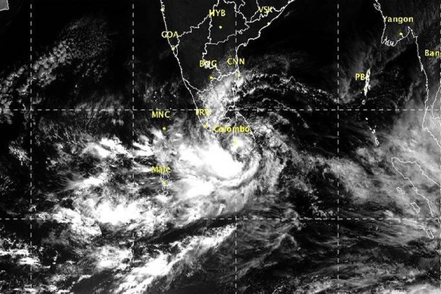 Cyclone kills 14 in southwest India