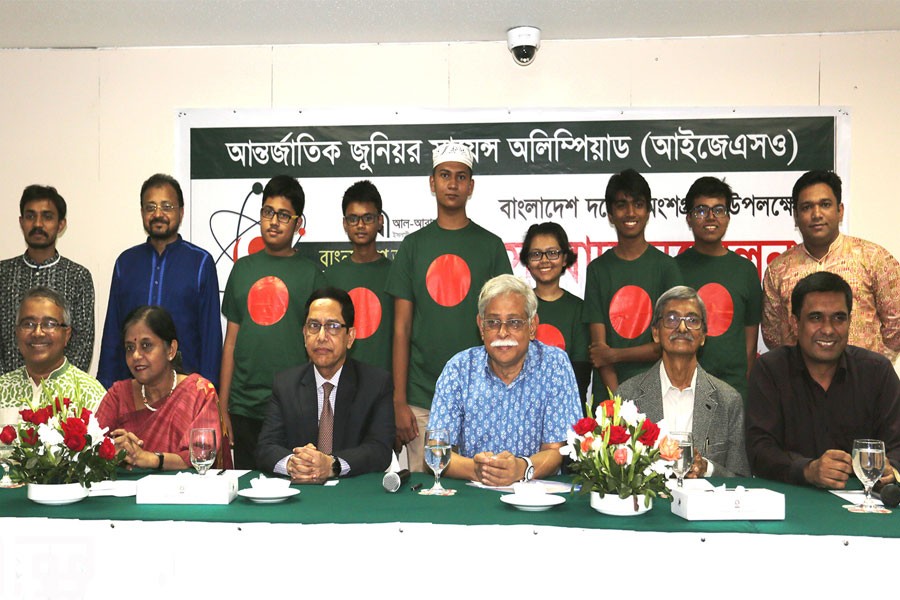 Bangladeshi students take part in 14th IJSO