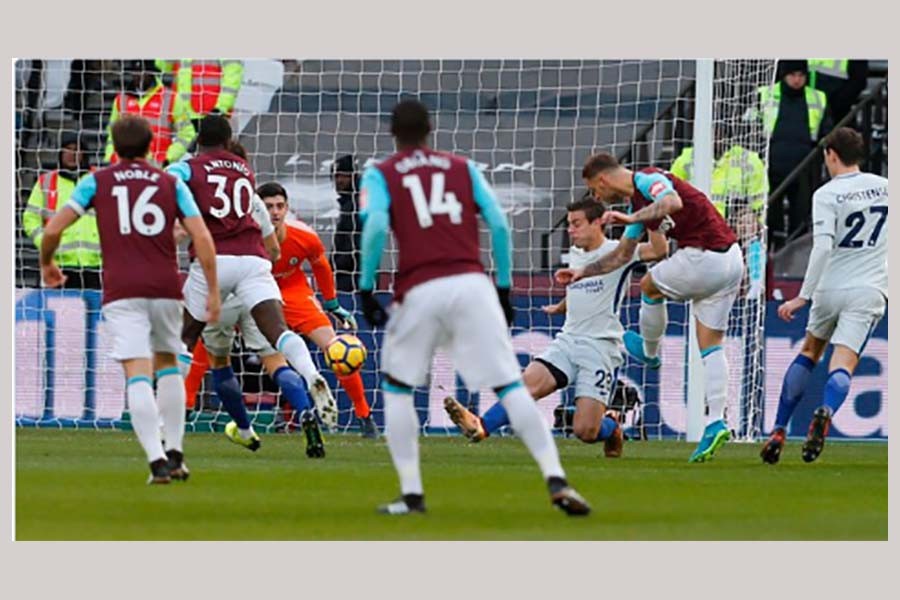 West Ham end drought in derby against Chelsea