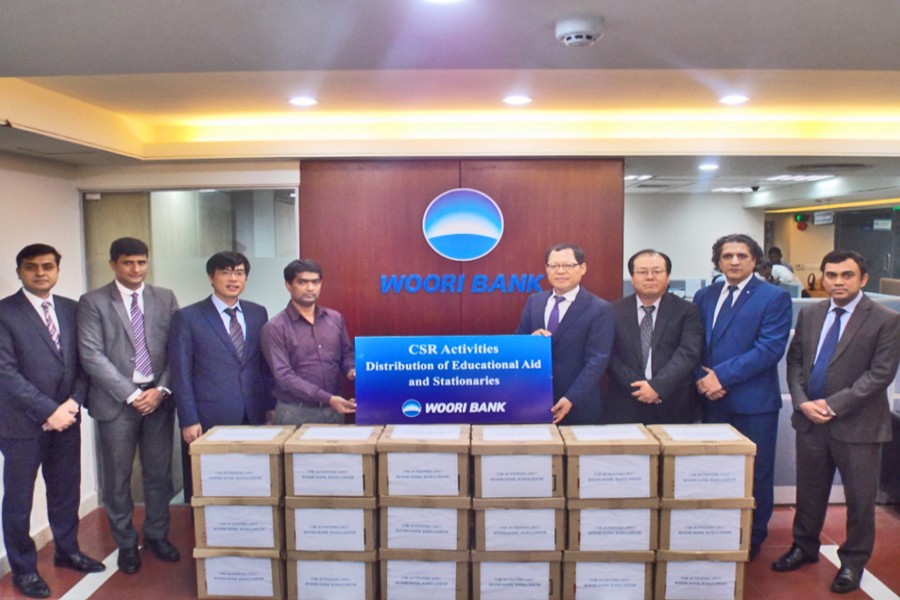 Woori Bank gives edu materials to disabled students