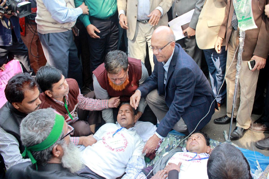 Non-MPO teachers reject Nahid's assurance