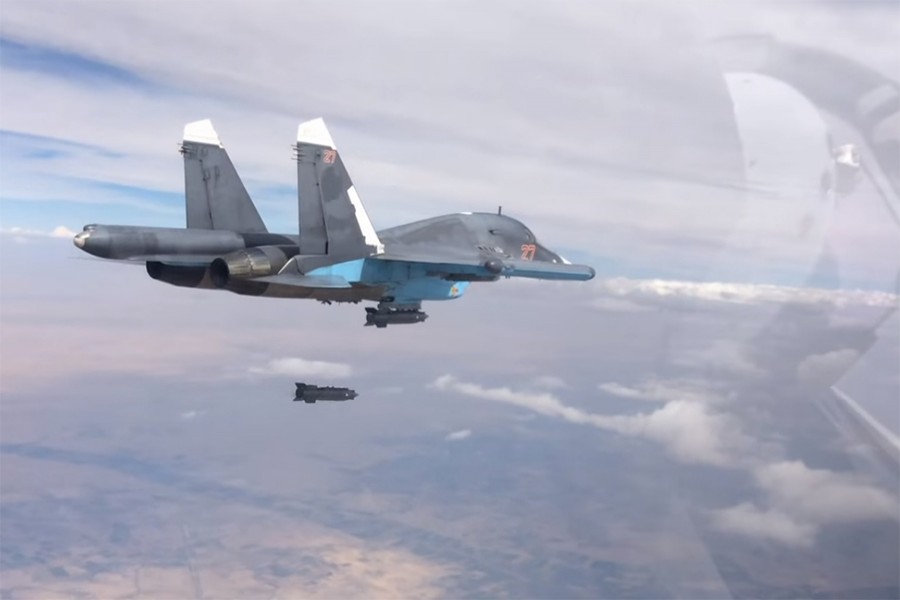 A Russian Su-34 conducting a bombing raid in Syria. - Internet file photo