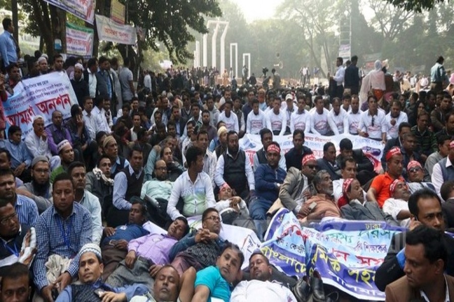 Teachers’ agitation on, 14 more fall sick