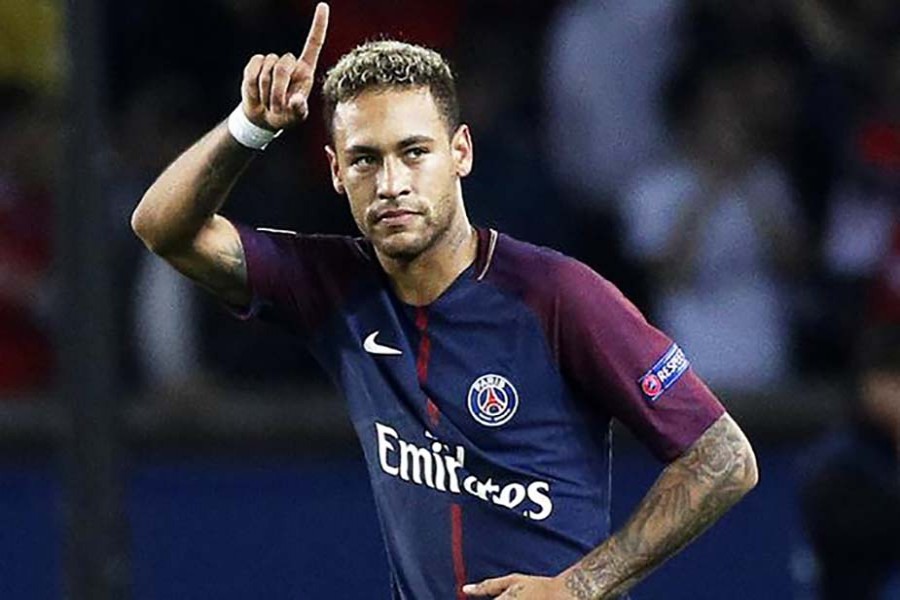 Neymar threatens PSG quit if they sign Ronaldo