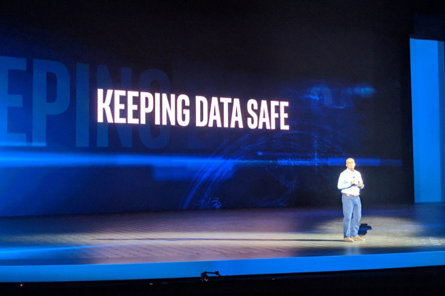 Intel's chief executive Brian Krzanich addressing at the CES trade show event in Las Vegas. - Internet photo