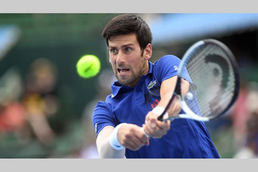 Djokovic wins, reveals elbow not 100pc