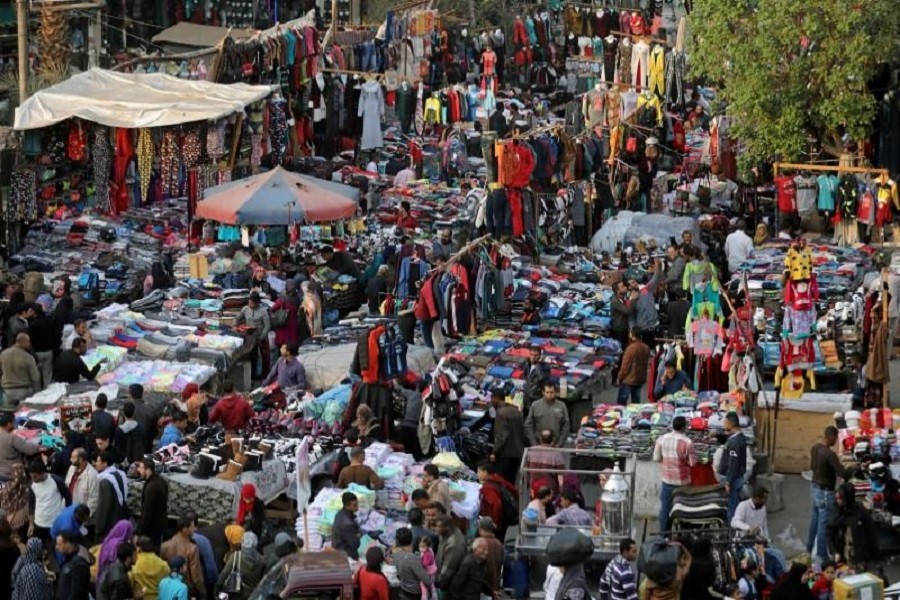 People shop at Al Ataba, a popular market in downtown Cairo, Egypt December 12, 2017. Reuters