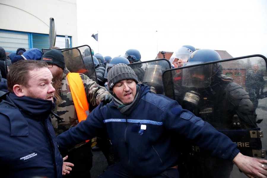 Prison wardens block the Maubeuge jail during a nationwide protest, France, January 24, 2018. Reuters