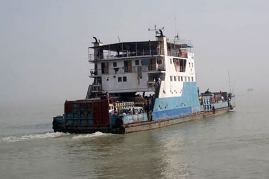 Ferry services resume after 6 hours