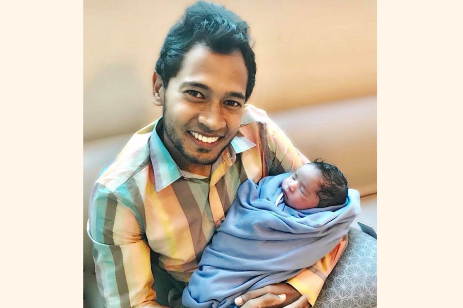 Mushfiqur Rahim  becomes father