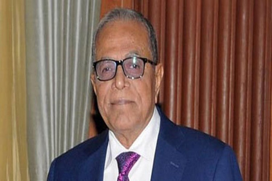 President flies to Singapore Wednesday night