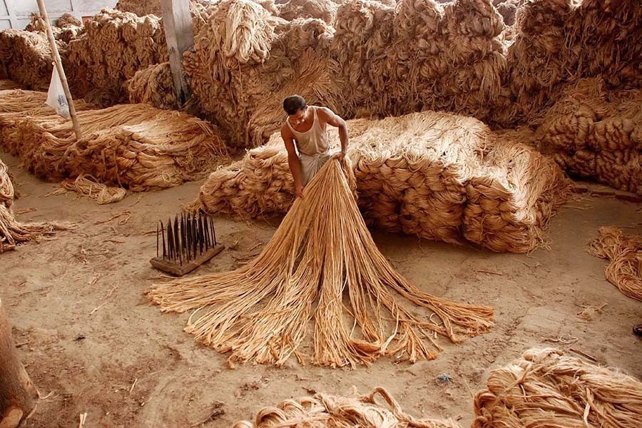 Government okays export of uncut low-grade jute