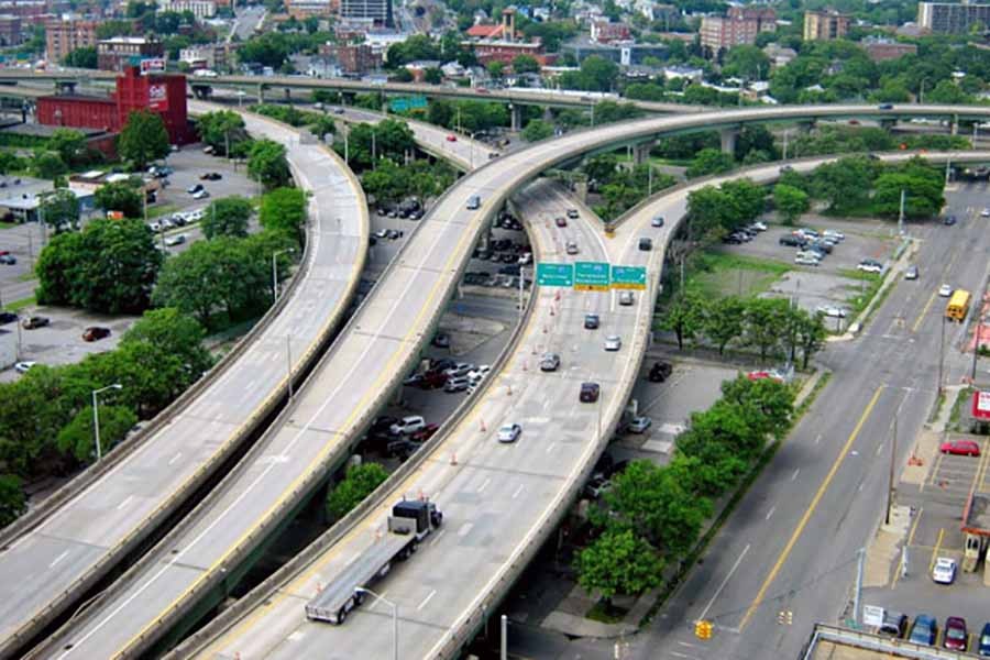 Elevated expressway hits yet another snag   