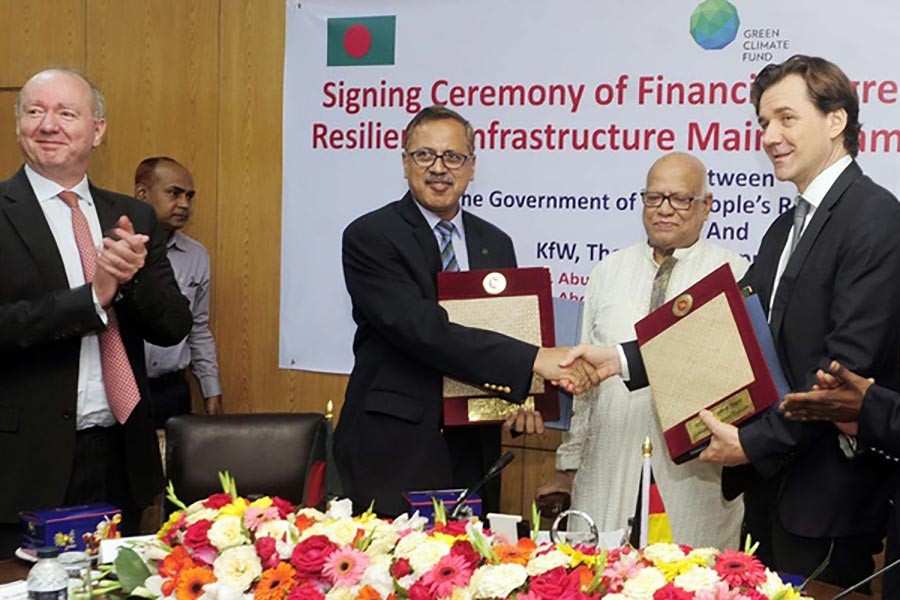 Bangladesh signs deal on climate financing