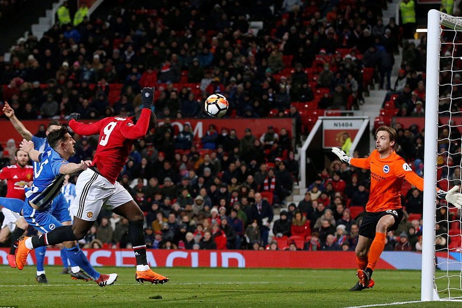 Romelu Lukaku heads United into a first-half lead after Nemanja Matic found the striker in space at the back post. Reuters.