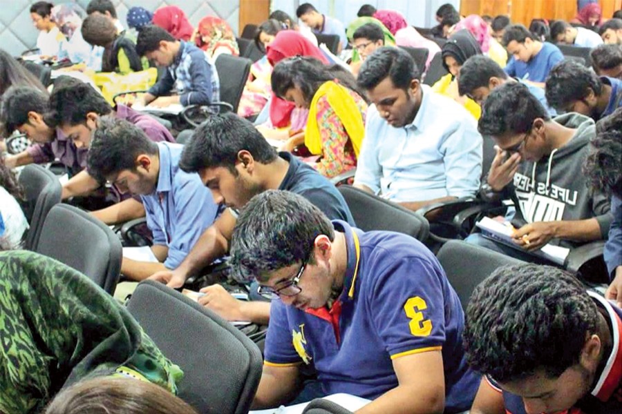 Teams during the registration process for Brandrill'18, a branding based competition being arranged by students of Faculty of Business Studies, University of Dhaka