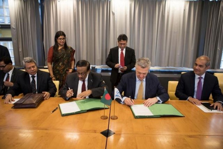BD, UNHCR sign MoU over voluntary return of Rohingya refugees