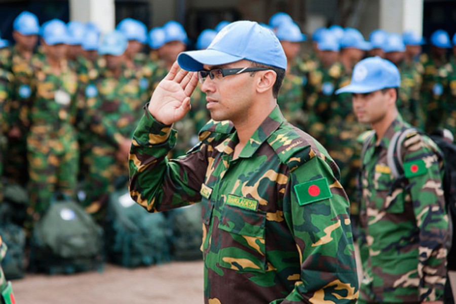 139 Bangladeshi peacekeepers receive UN service medal