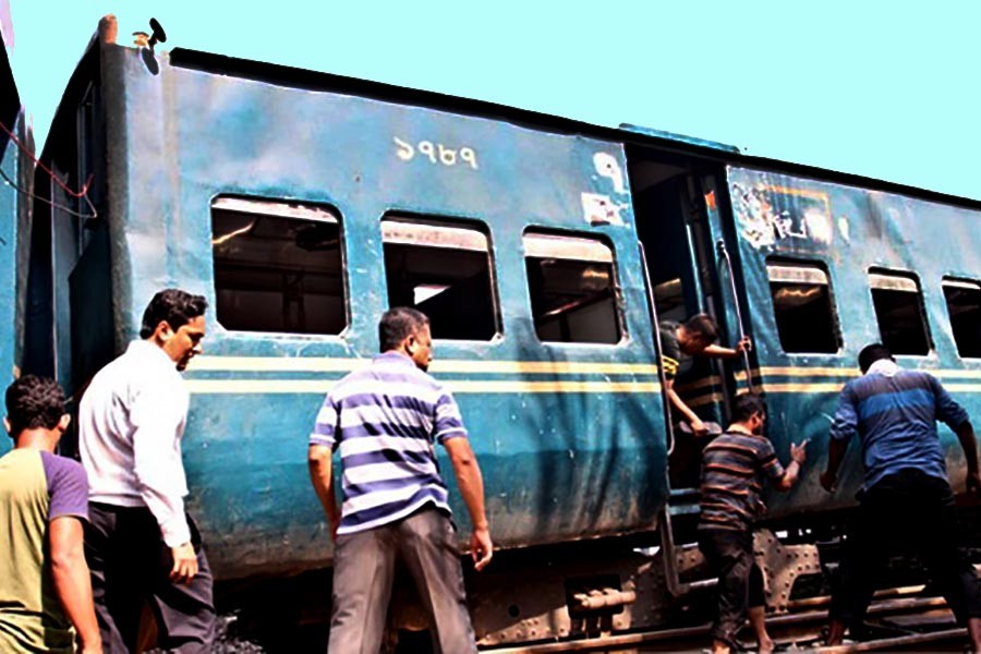 Train service from Dhaka resumes after five hours