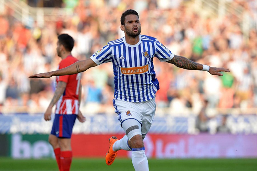 Real Sociedad's Willian Jose celebrates scoring their first goal against Atletico Madrid - Reuters photo