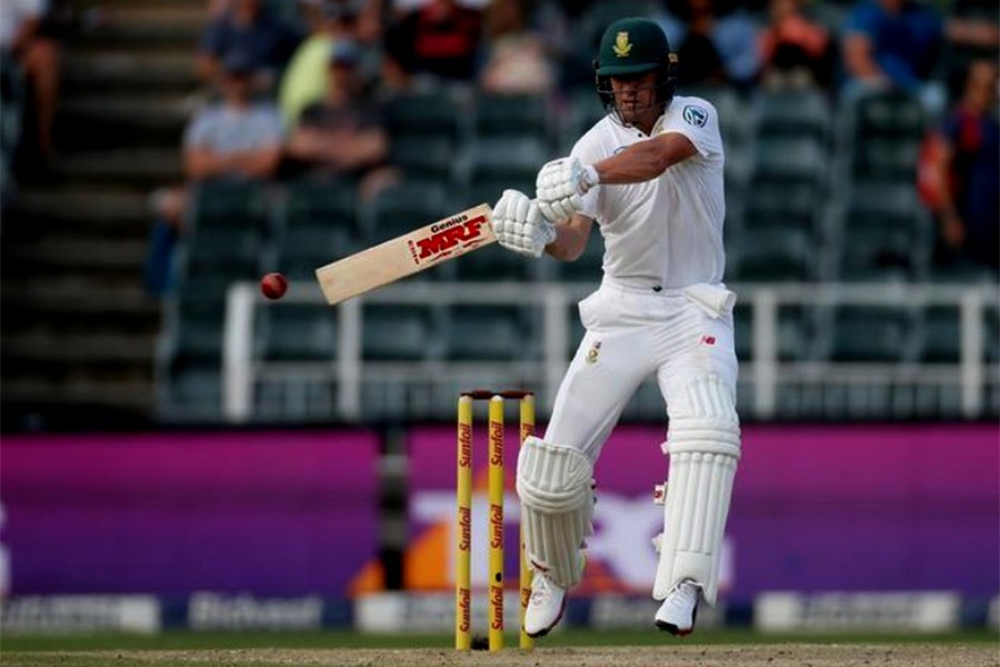 South Africa's AB de Villiers in action during a Test match against Australia at Wanderers Stadium of Johannesburg in South Africa on March 30 this year. -Reuters File Photo