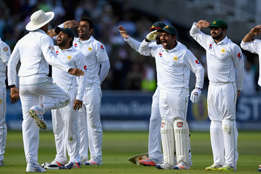 Pakistan thrashes England in first test at Lord's