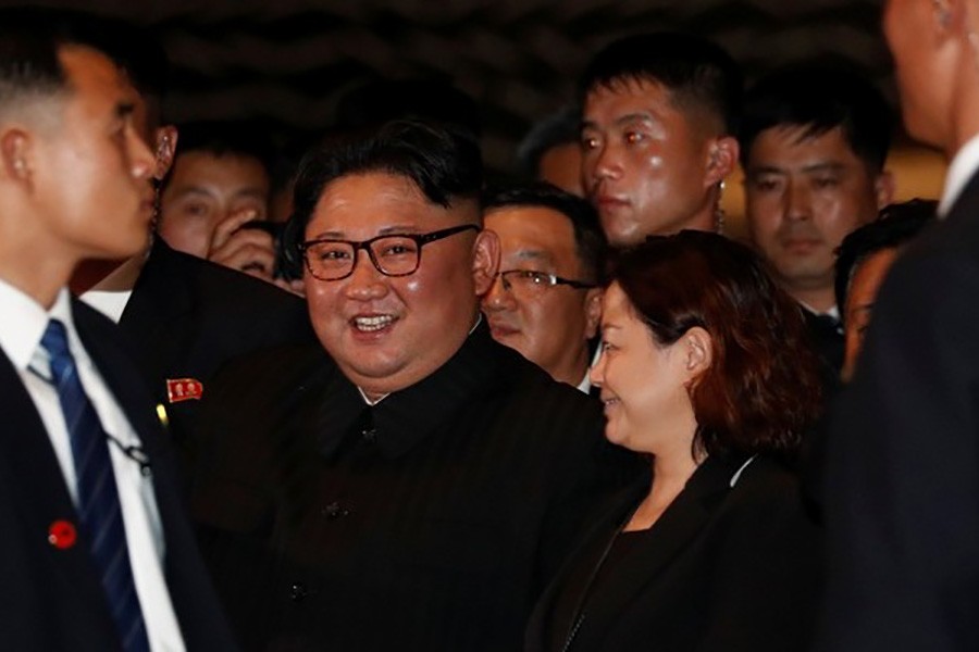 Kim enjoys Singapore sites