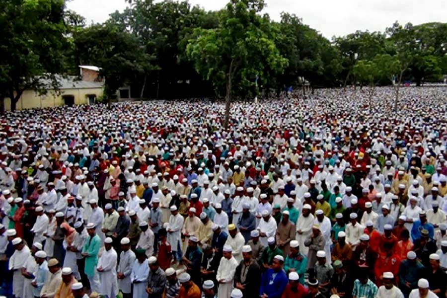 Sholakia ready for largest Eid congregation