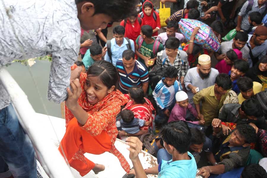 Many more leave capital as eid exodus continues