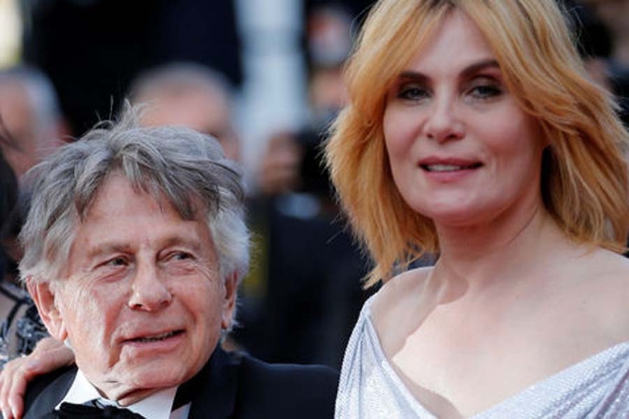 Emmanuelle Seigner, Roman Polanski's wife, refuses to join The Academy. Internet photo