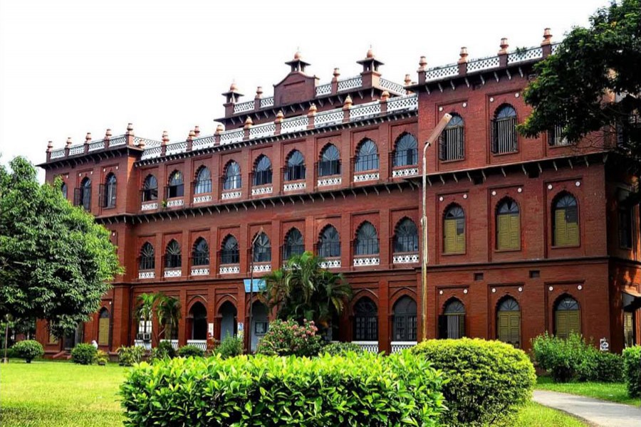 DU denies campus ban for outsiders, blames media