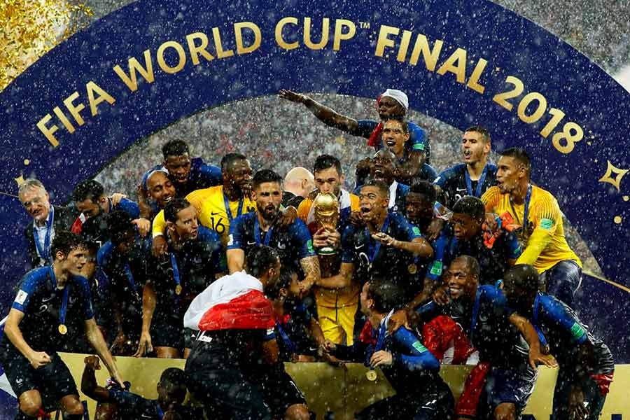 France captain Hugo Lloris lifts the trophy as they celebrate winning the World Cup — Reuters photo