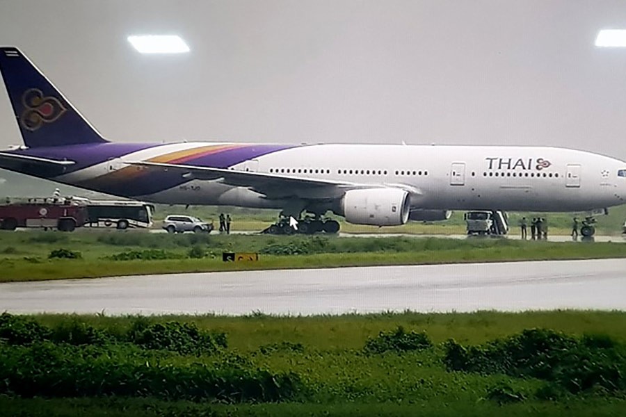 Thai plane makes emergency landing at HSIA