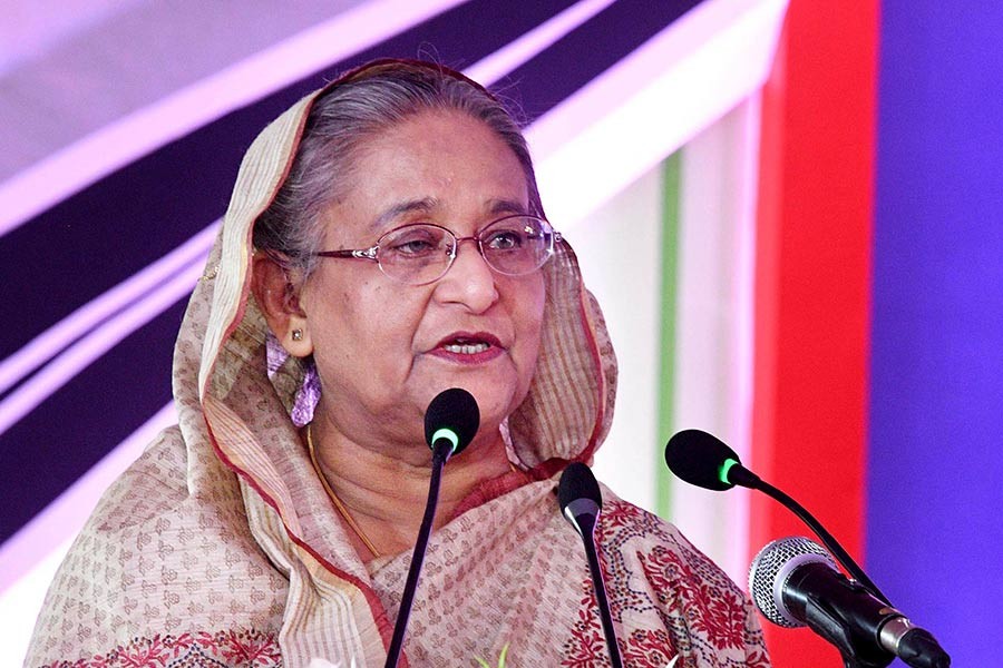 PM unveils plans for better transport services in Dhaka