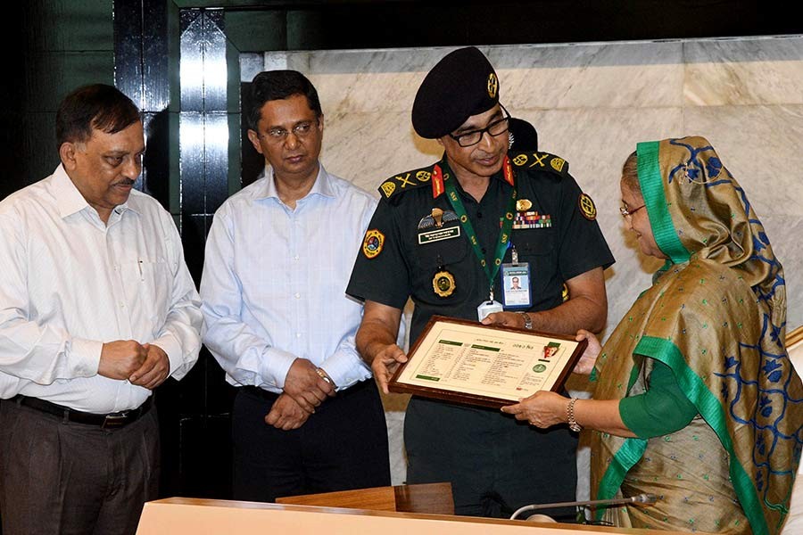 PM unveils book on Bangabandhu’s prison life