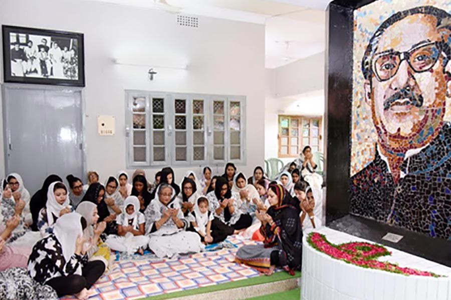 PM, family members join milad at Bangabandhu Museum