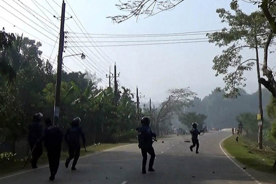 Six die in Khagrachhari clash