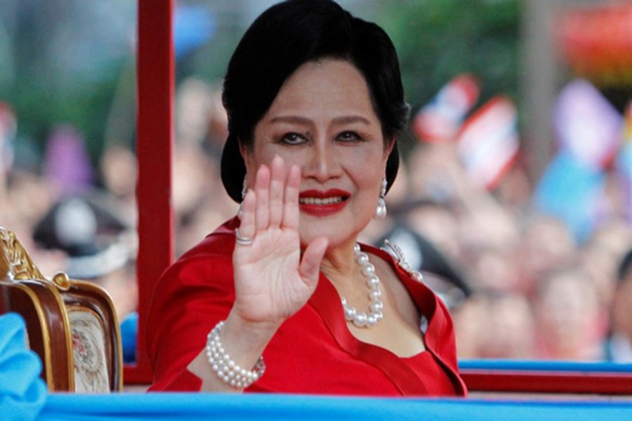 Thailand's Queen Mother admitted to hospital