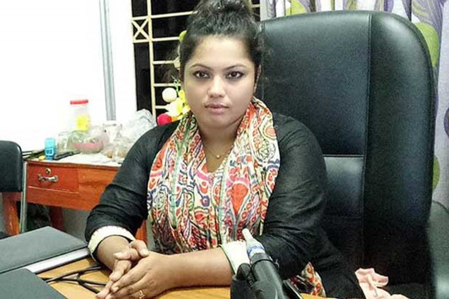 Assailants hack dead female journalist in Pabna