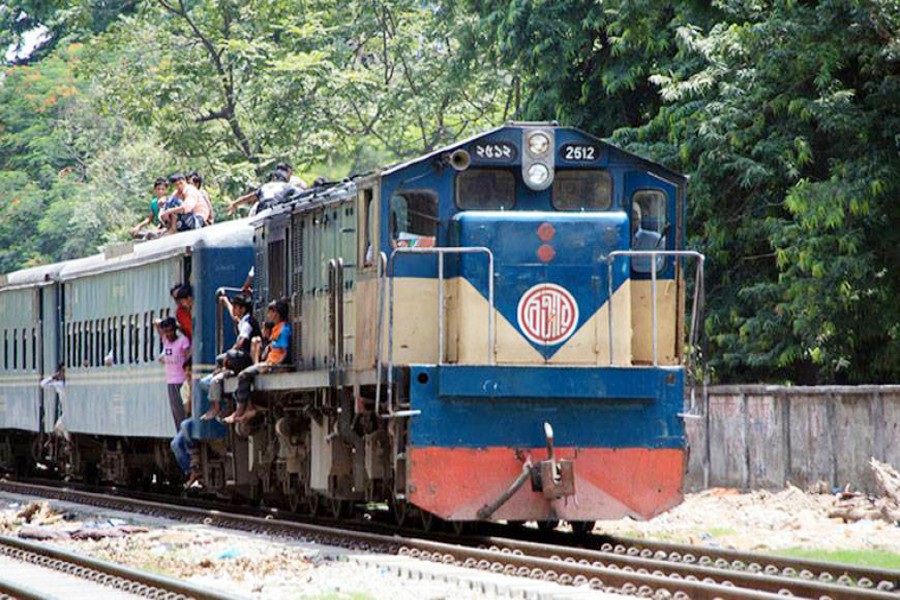 Dhaka-Mymensingh rail link resumes after 15 hrs