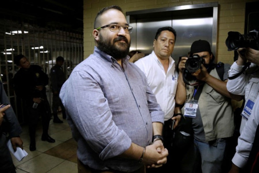 Javier Duarte de Ochoa, former governor of Mexican state Veracruz, looks on while while arriving for a court appearance for extradition proceedings in Guatemala City, Guatemala July 4, 2017 – Reuters