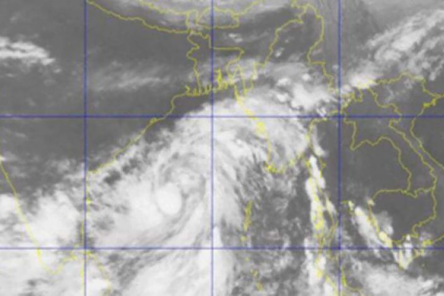 Cyclone ‘Titli’: Distant cautionary signal No 4 at maritime ports